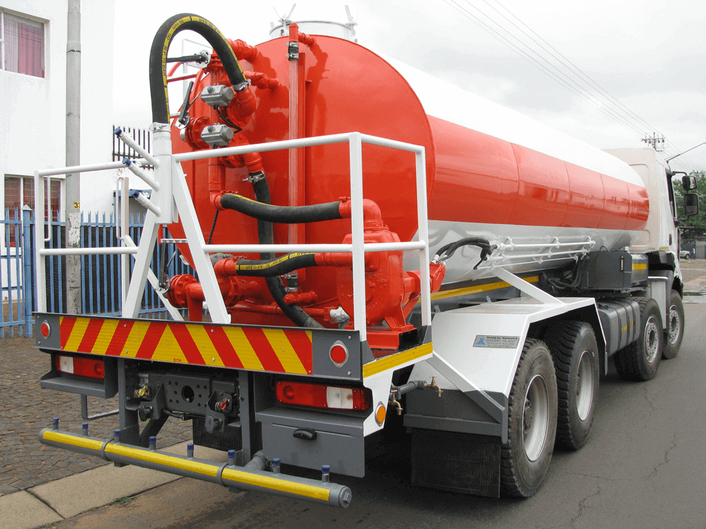 Road spray tanker