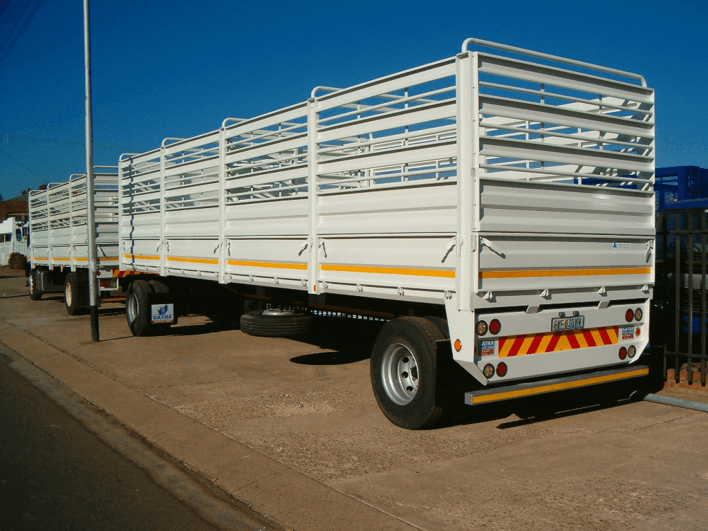 Cattle livestock carrier