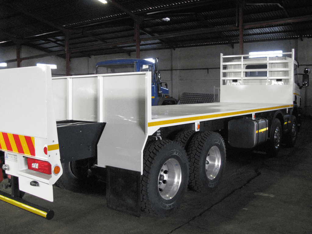 Flatdeck body crane