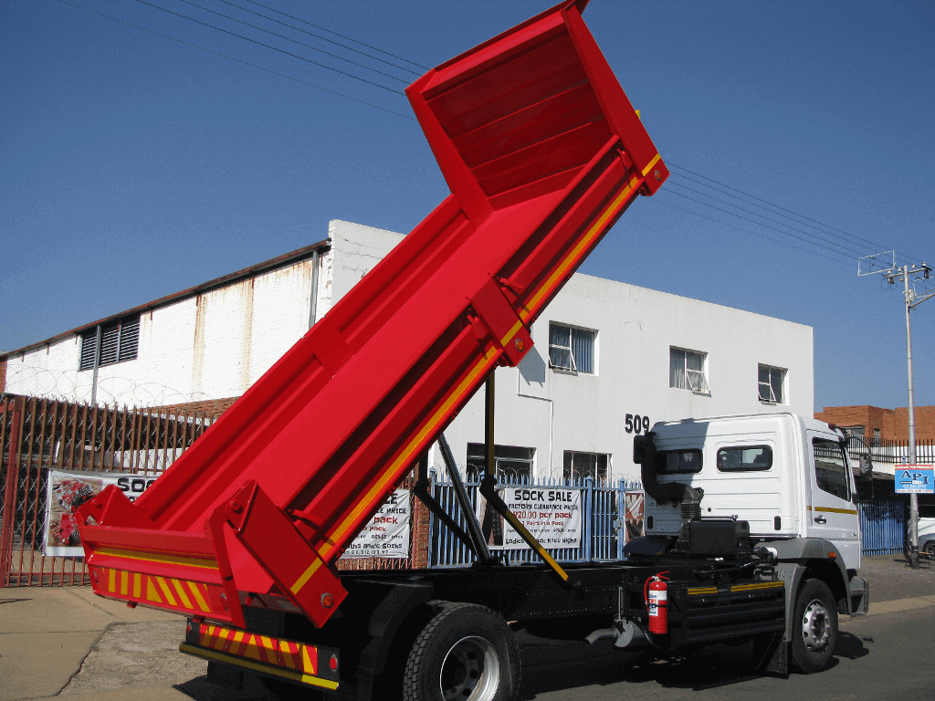 6m³ Tipper drop sides up