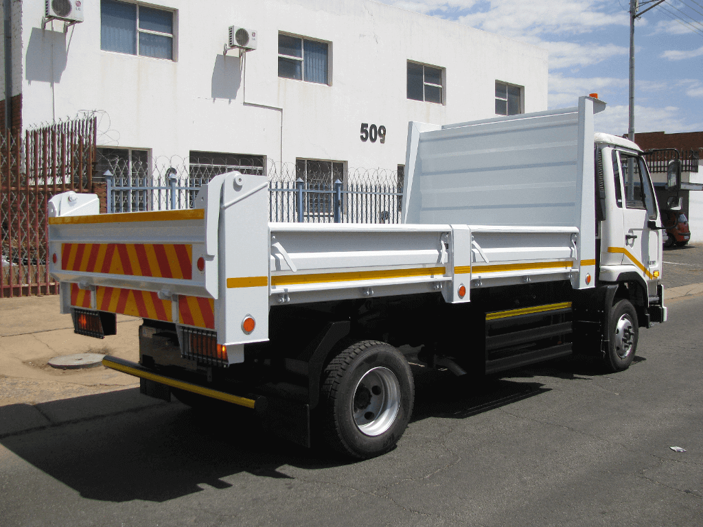 3m³ tipper